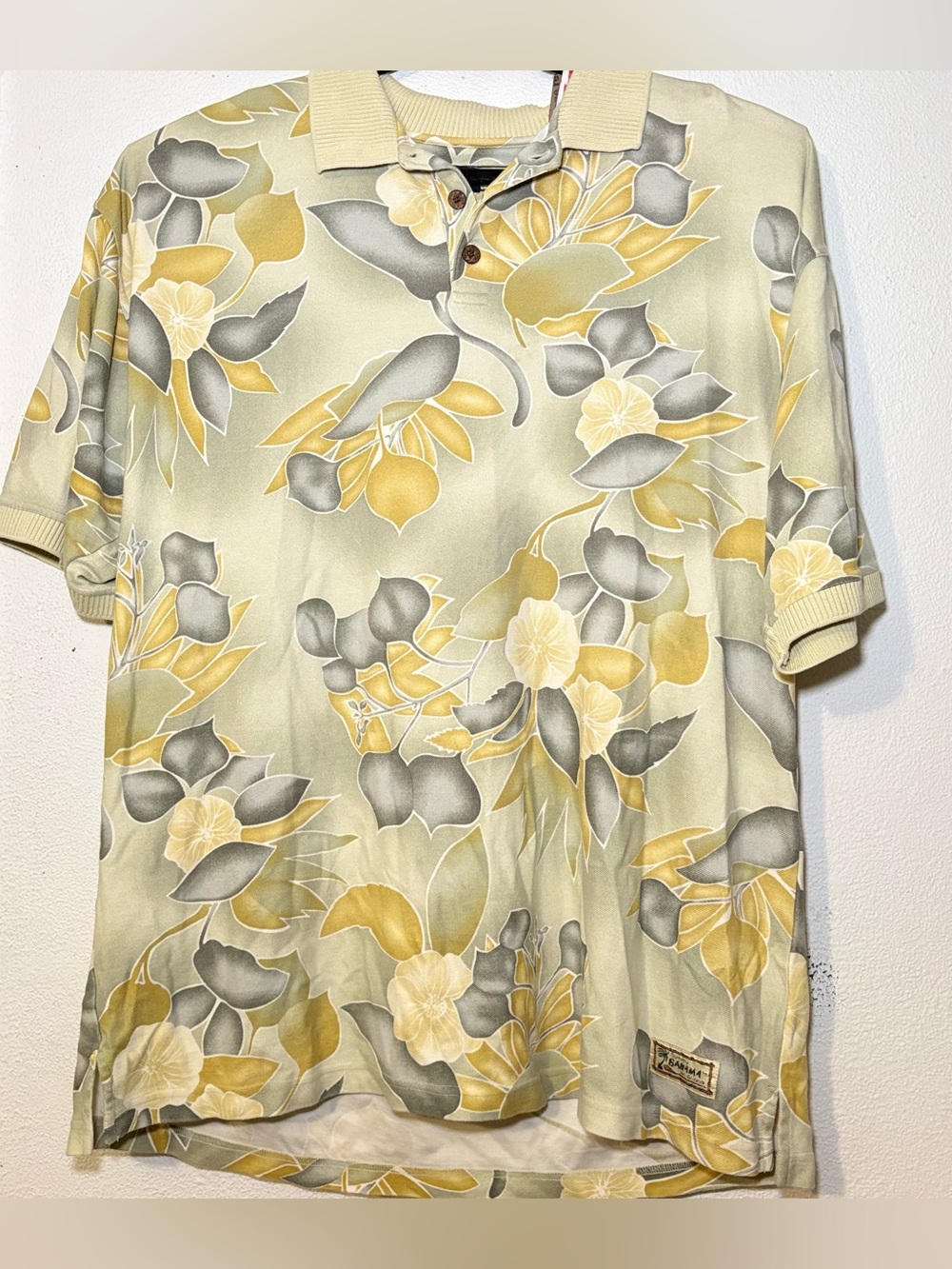 Tommy Bahama Men’s XL Yellow/Gray/Green Tropical Floral Leaf Short Sleeve Polo